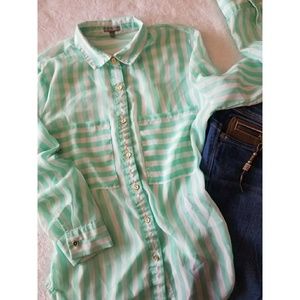 Charlotte Russe Button Down Mint Green